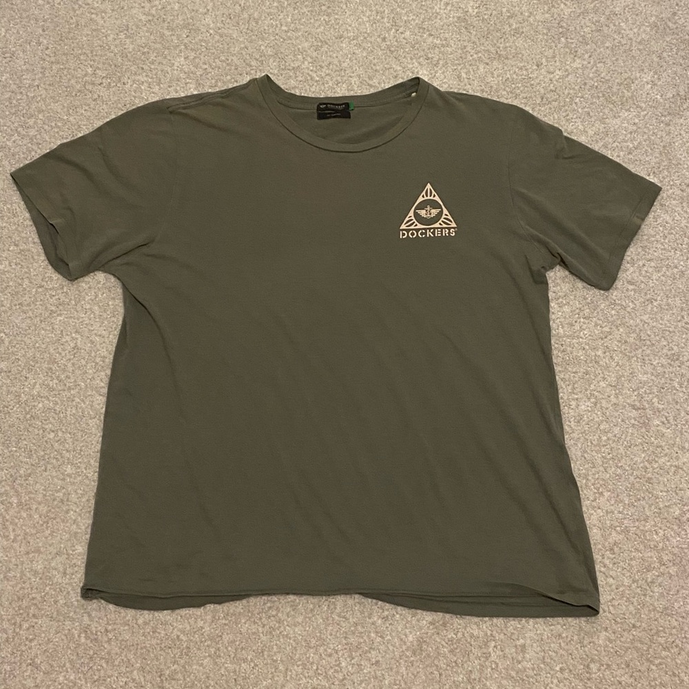 Green Dockers Printed T-Shirt. Size XL. Good condition. No stains or tears.